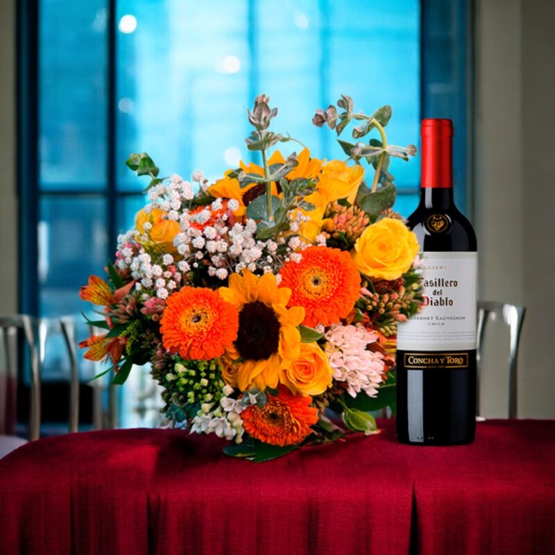 Kit Presente Exclusivo: Flores e Vinho tinto